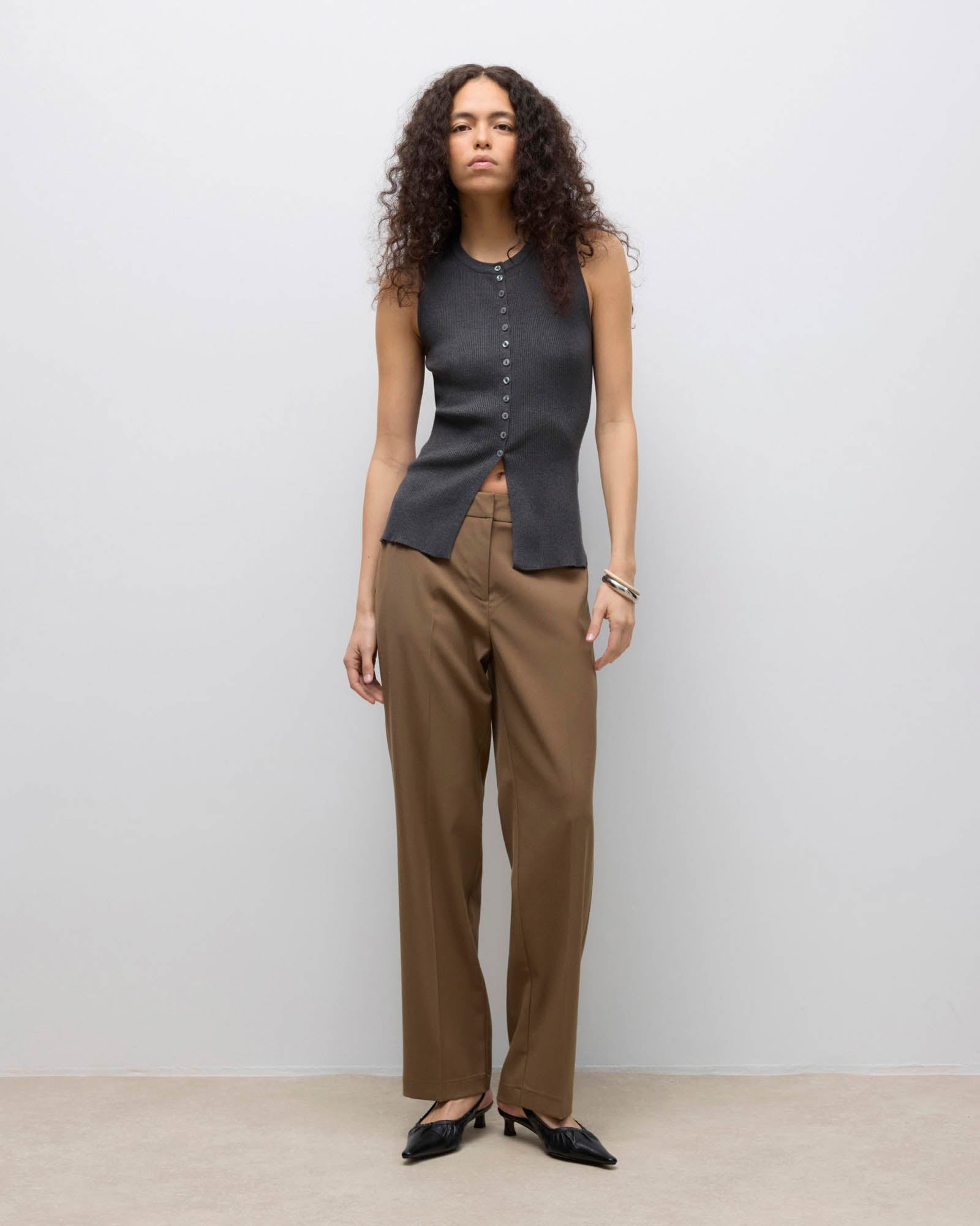 AWUKINO KNIT VEST